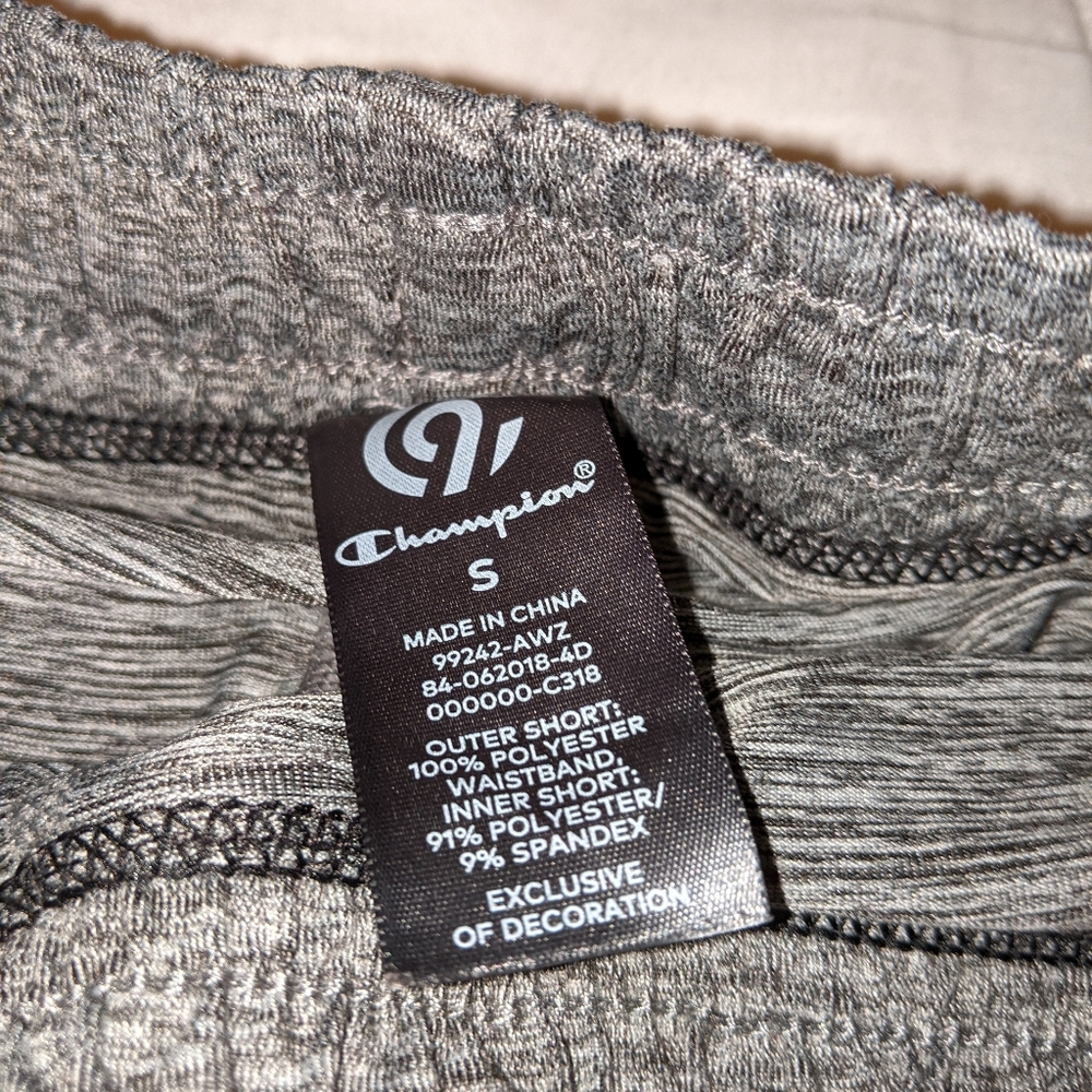 Champion Running Shorts - Picture 3 of 5